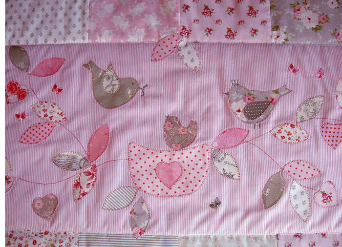 Krabbeldecke Patchwork rosa voegel