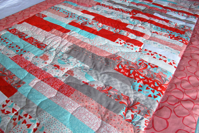 quilt patchwork blumen tuerkis rosa weiss
