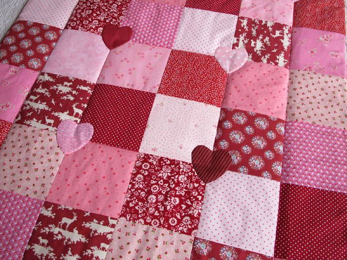 Patchwork Krabbeldecke rot rosa