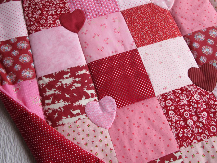 Patchwork Krabbeldecke rot rosa